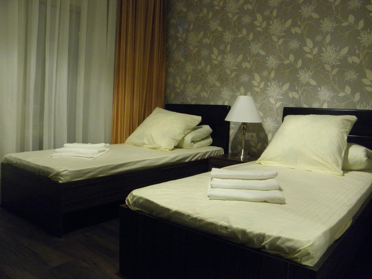 Krts Korona Hotel Sudilovichi Exterior foto