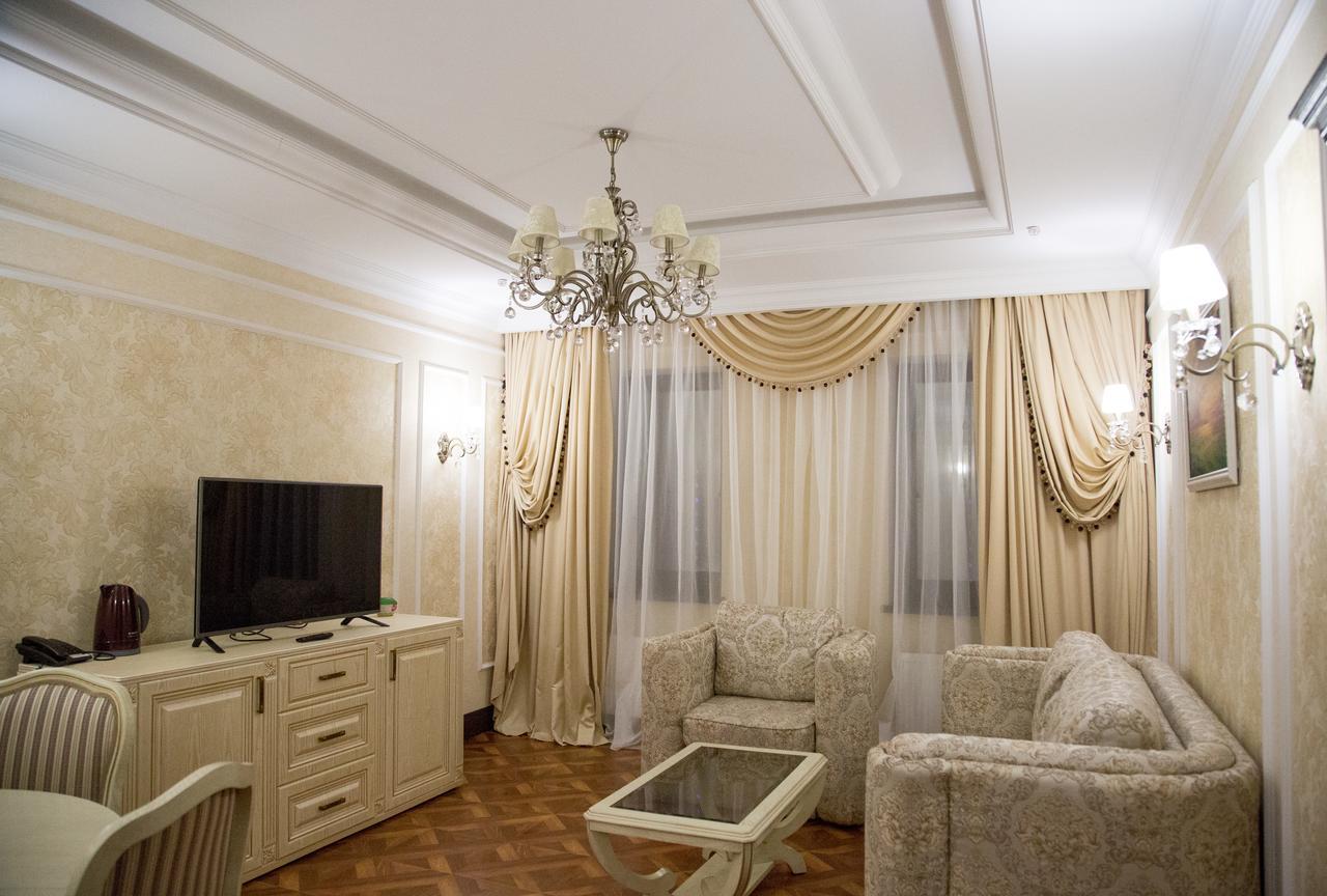 Krts Korona Hotel Sudilovichi Exterior foto